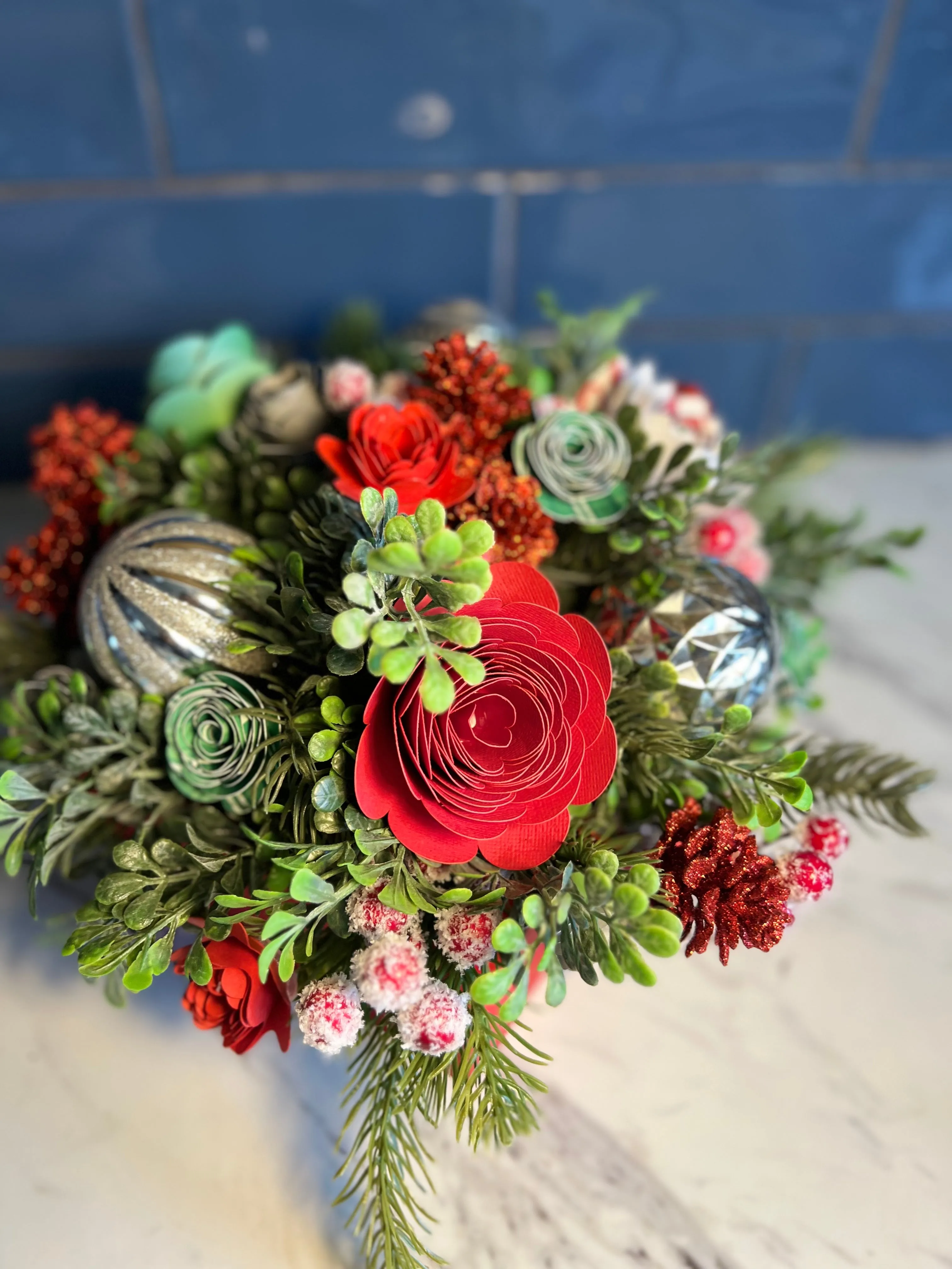 7x7 Holiday Arrangement 1