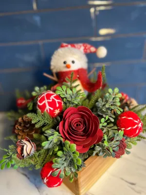 7x7 Holiday Arrangement 2