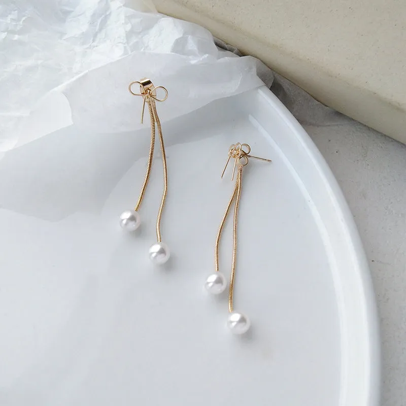 Ribbon Tie with Pearls Earrings