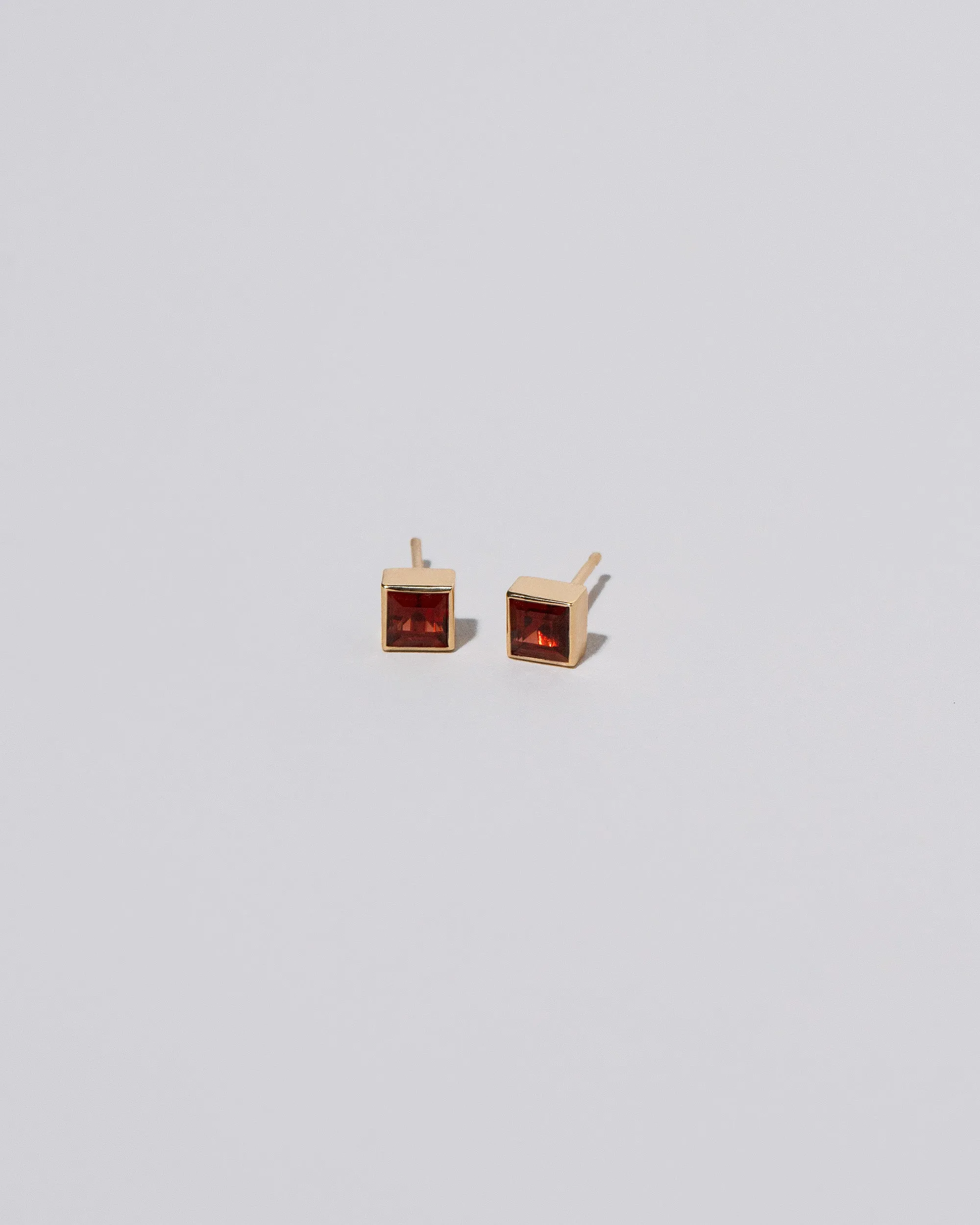 Square Frame Stud Earrings - Garnet